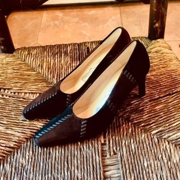 ✨💛✨ Ferragamo Espresso / Nero Suede Calf Leather Patchwork Pumps✨💛✨ Size 6✨💛✨ - Picture 6 of 10